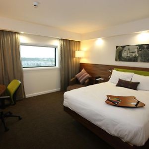 Queen Room Mobility accessible